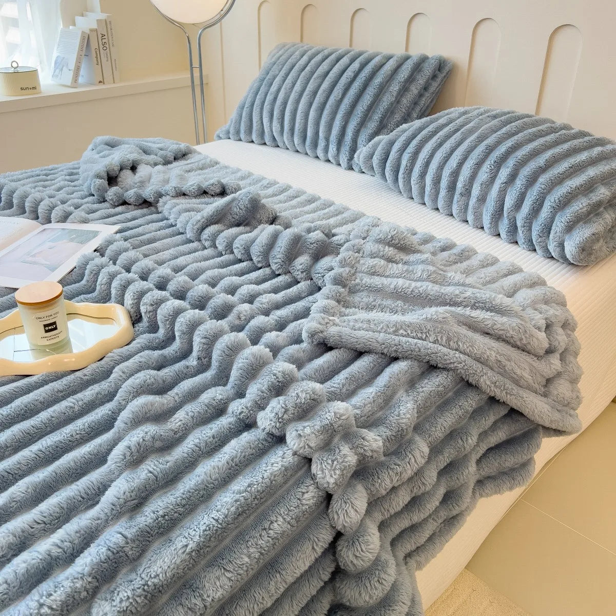 Couverture Multifonction Rayée XXL — Plaid Épais pour Lit, Canapé & Animaux