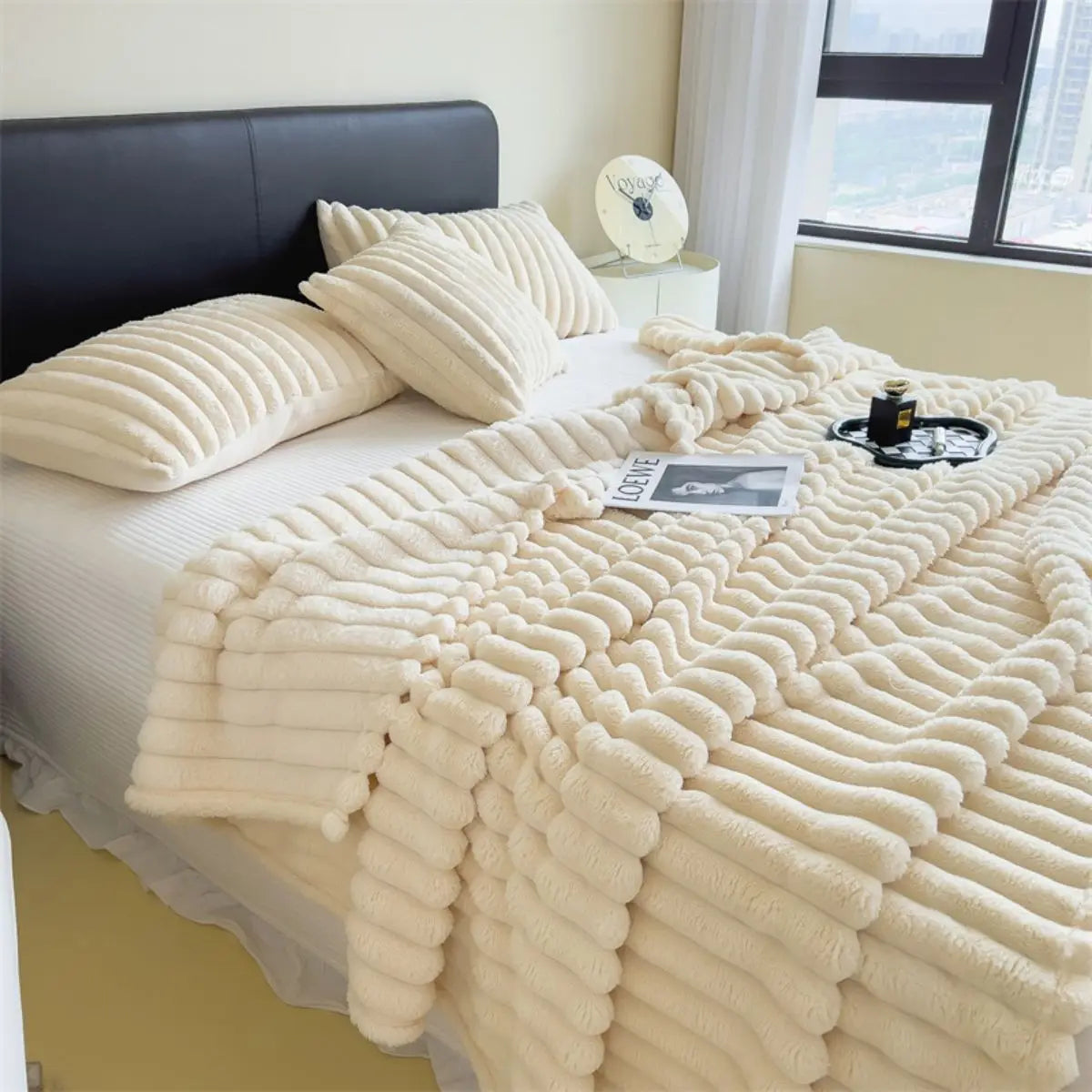 Couverture Multifonction Rayée XXL — Plaid Épais pour Lit, Canapé & Animaux
